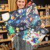 advent kalendar adventi 2025 vesmir nebe planety soustava iss druzice astronaut andele ufo kometa povidani pribehy cerna dira cokoladovna janek