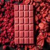 ovocna ruzova valentynska cokolada jahoda a malina cokolada bila cokoladovna janek
