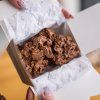 cokoladova hnizda cokoladove cokolada krabicka skvele chutne lahodne 100g 140g darecek drobnost obdarovani poteseni cokoladovna janek