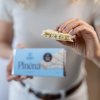kokos plnena cokolada 185g darek obdarovani poteseni pro muze pro zenu pro deti pro syna pro dceru pro manzelku pro rodinu tchyni tchana tetu stryce nevestu narozeniny vyroci cokoladovna janek