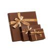 cokolada krabicka luxusni elegantni darkova halva pekanovy orech pistacie nugat arasidy maliny vanoce vanocni cokoladova cokoladovna janek